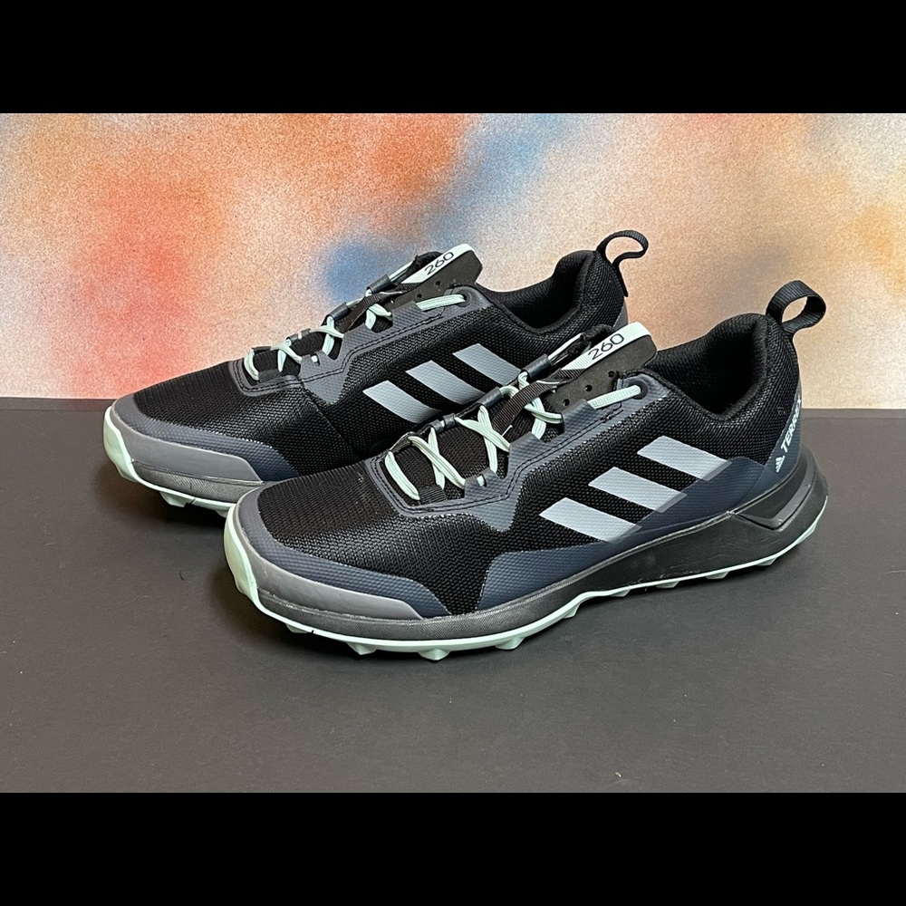 REDUCED TO SELL!! Adidas Terrex Women’s Trail Running Shoes Size 8.5M